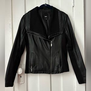 Women’s Faux Leather Jacket in Black Size Small